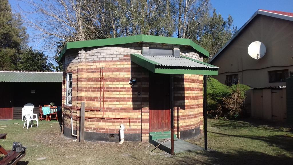 Imka Trinity Retreat Hotel Stormsrivier Exterior photo